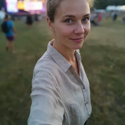 Анжела, 40