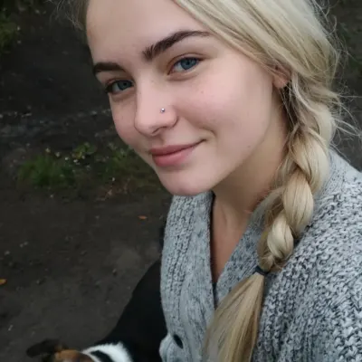 Маша, 22